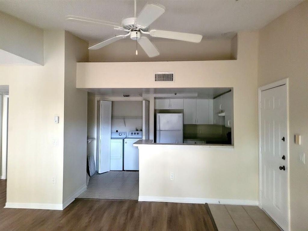 Photo of 4195 N Haverhill Road #324, West Palm Beach, FL 33417 (MLS # B26013372)