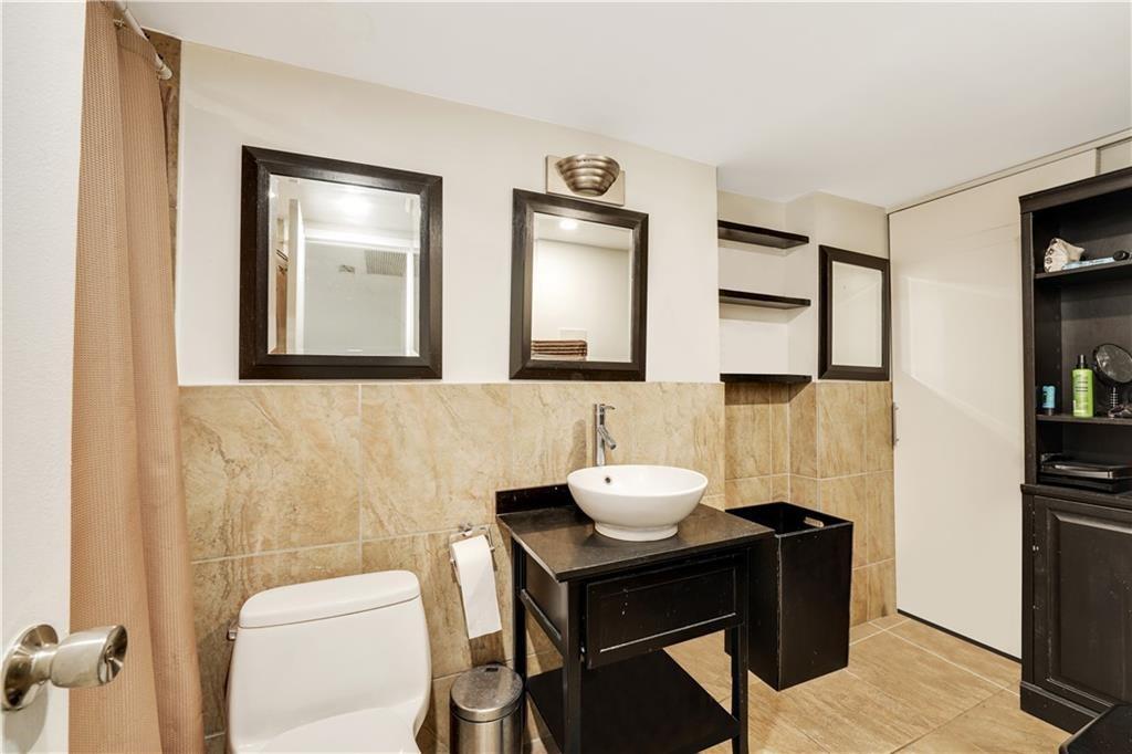 Parker Tower Condo - Residential Lease