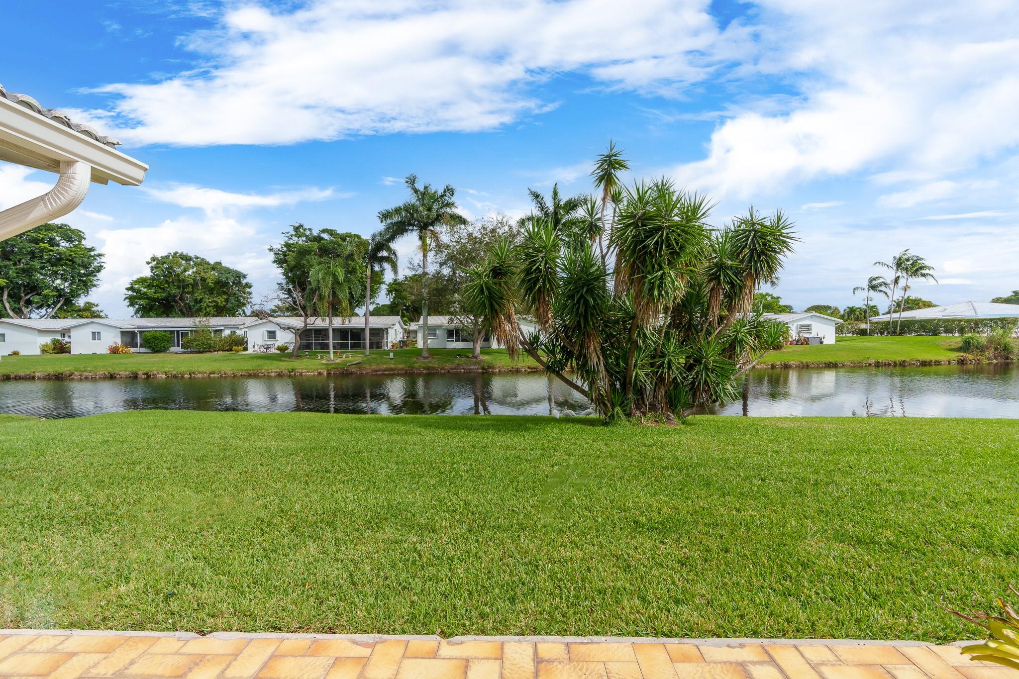 Lauderdale West 3 Sec 83- - Residential