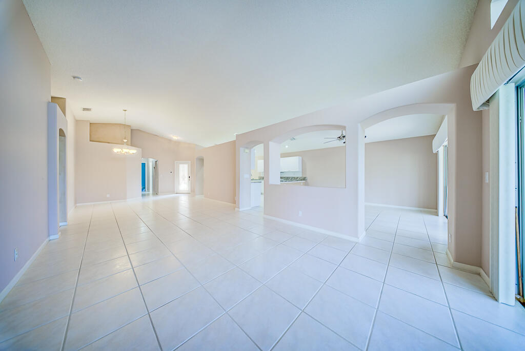 5540 Muirfield Village Circle