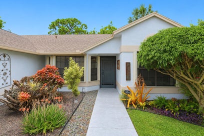 Royal Palm Beach ADA Accessible Homes 117 Sherwood Drive Royal Palm Beach FL 33411