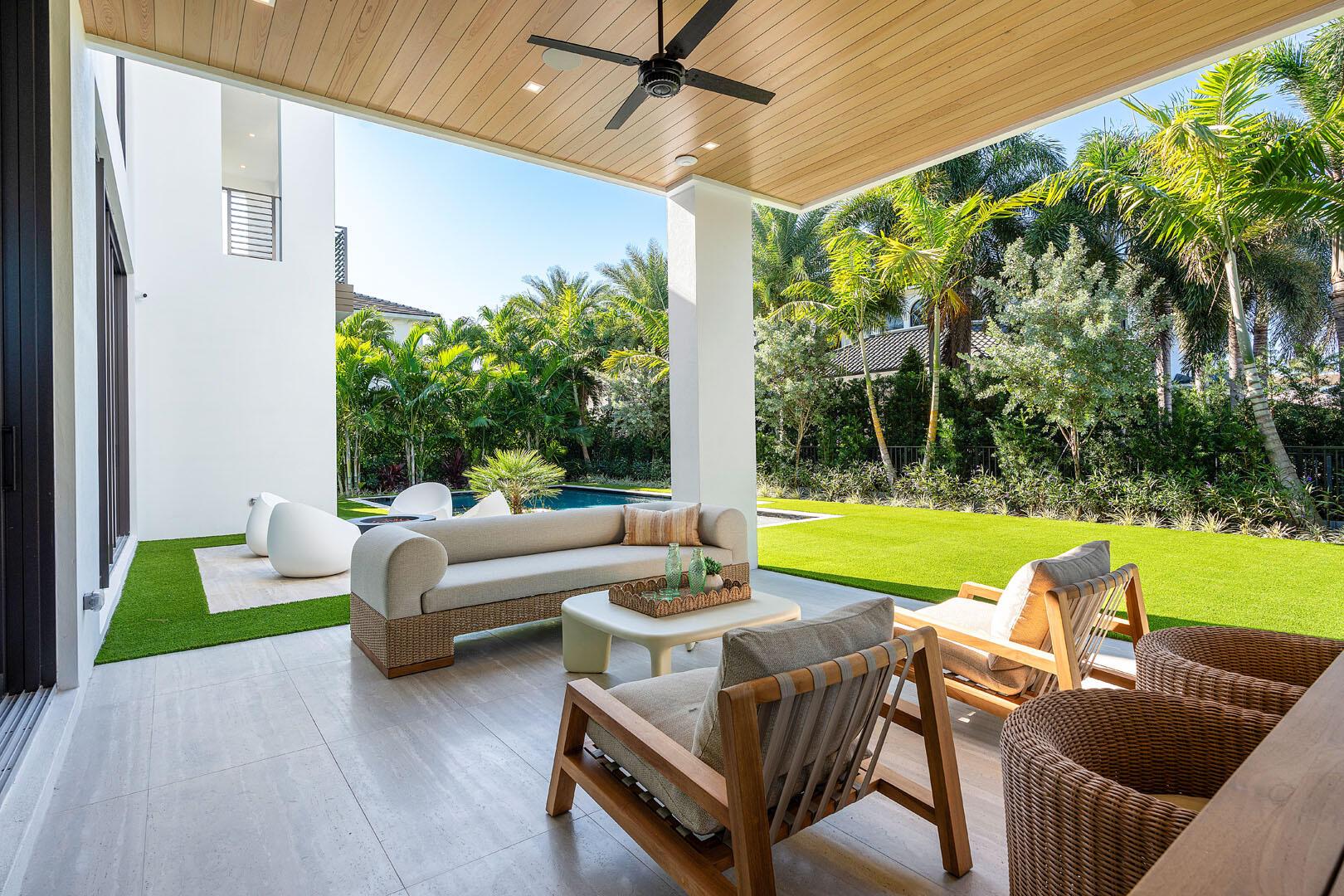 ROYAL PALM YACHT & COUNTR - Residential