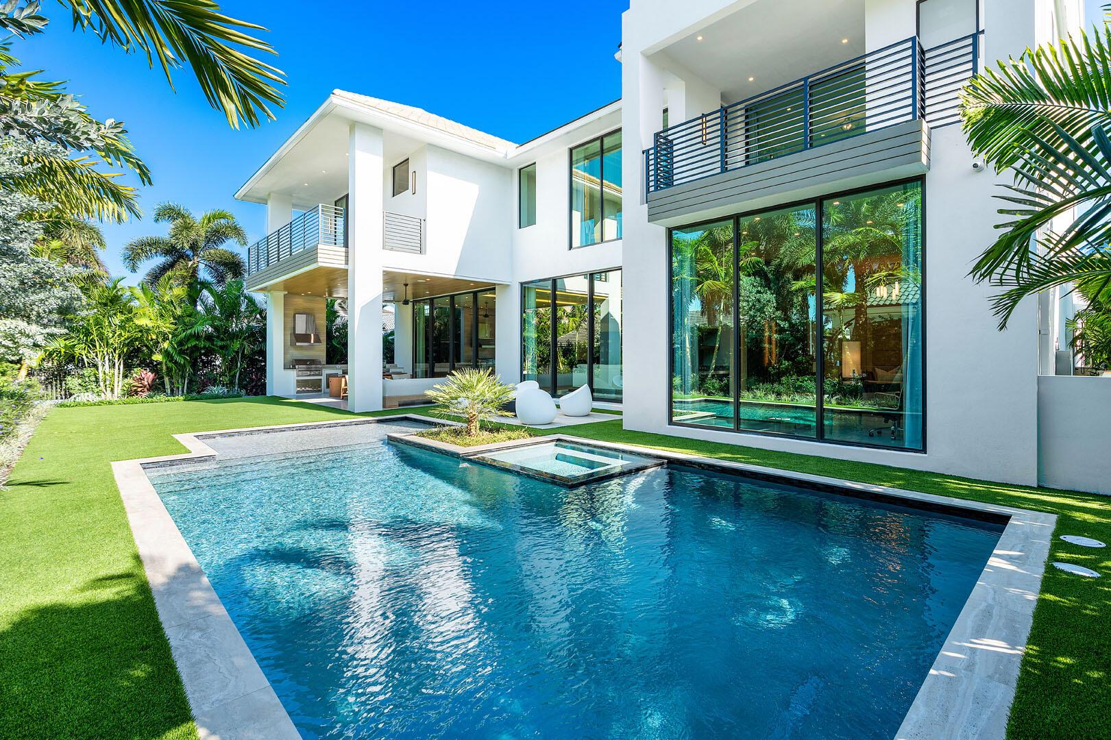 ROYAL PALM YACHT & COUNTR - Residential