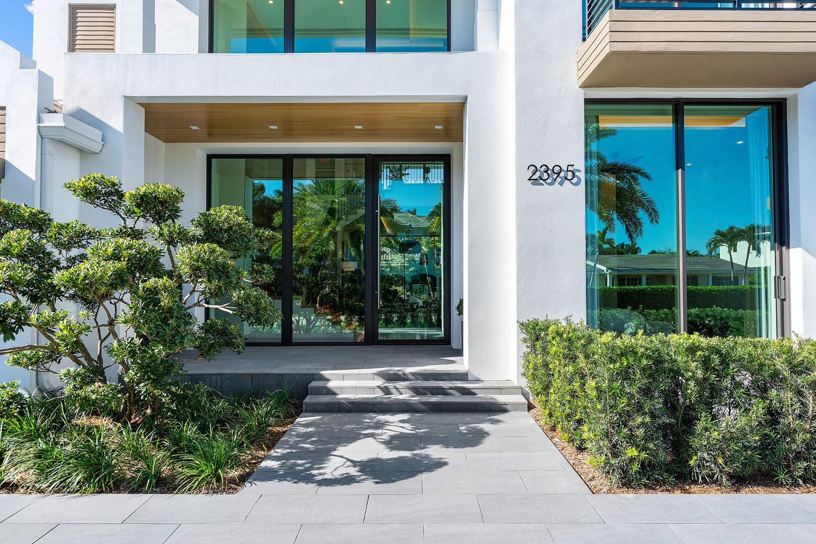 ROYAL PALM YACHT & COUNTR - Residential