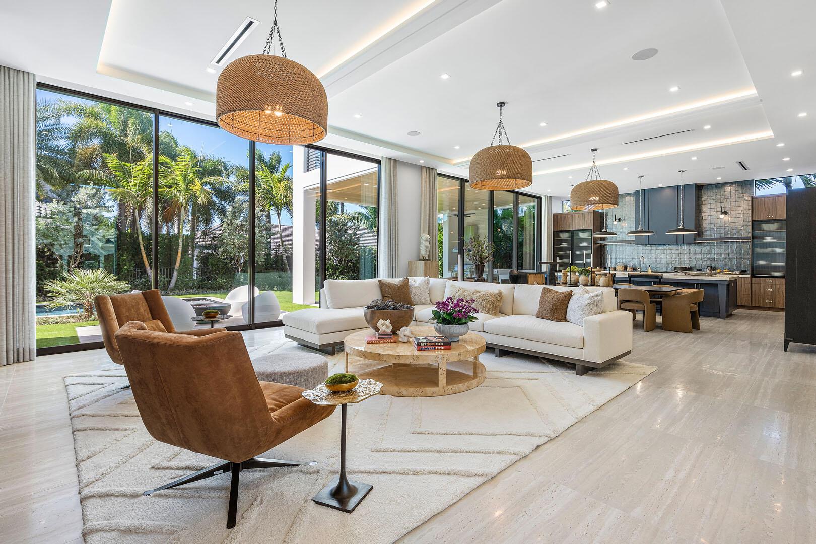 ROYAL PALM YACHT & COUNTR - Residential