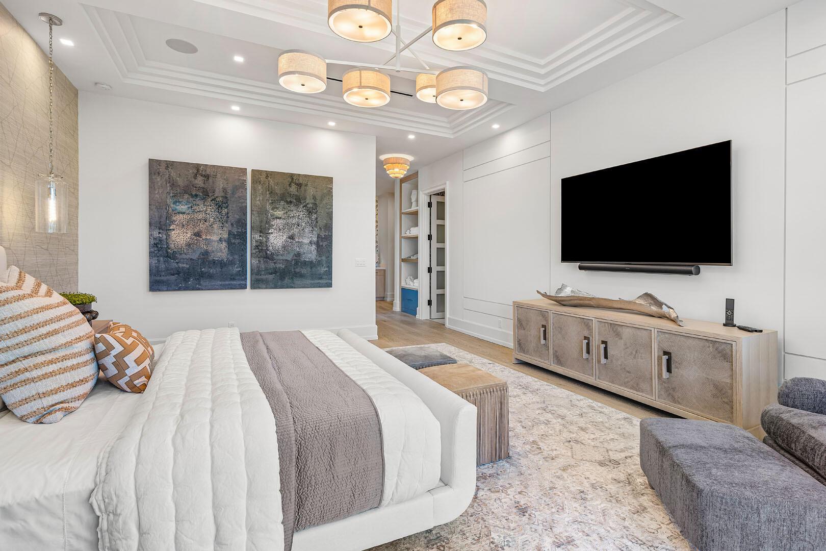 ROYAL PALM YACHT & COUNTR - Residential