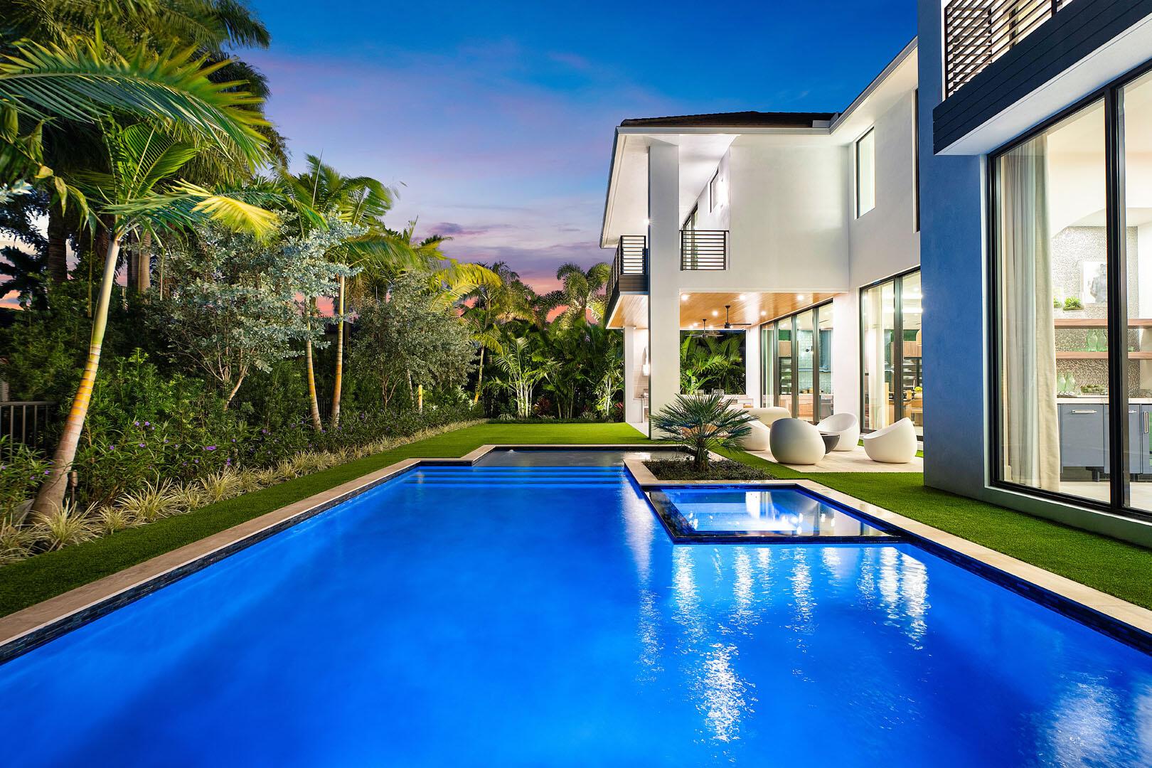 ROYAL PALM YACHT & COUNTR - Residential