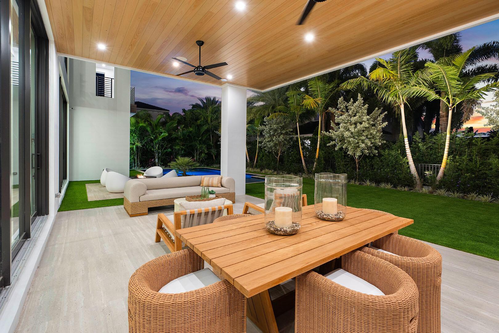 ROYAL PALM YACHT & COUNTR - Residential