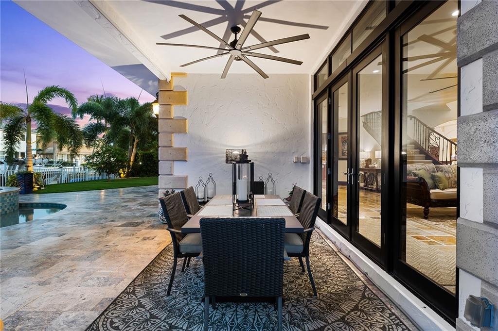 CORAL KEY VILLAS 3RD SEC - Residential