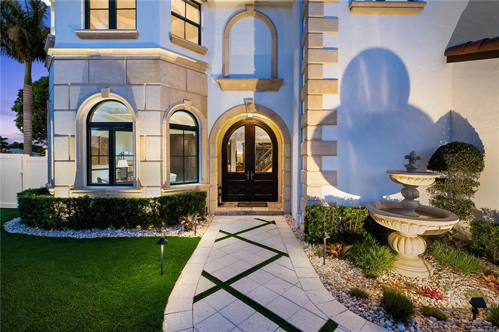 CORAL KEY VILLAS 3RD SEC - Residential