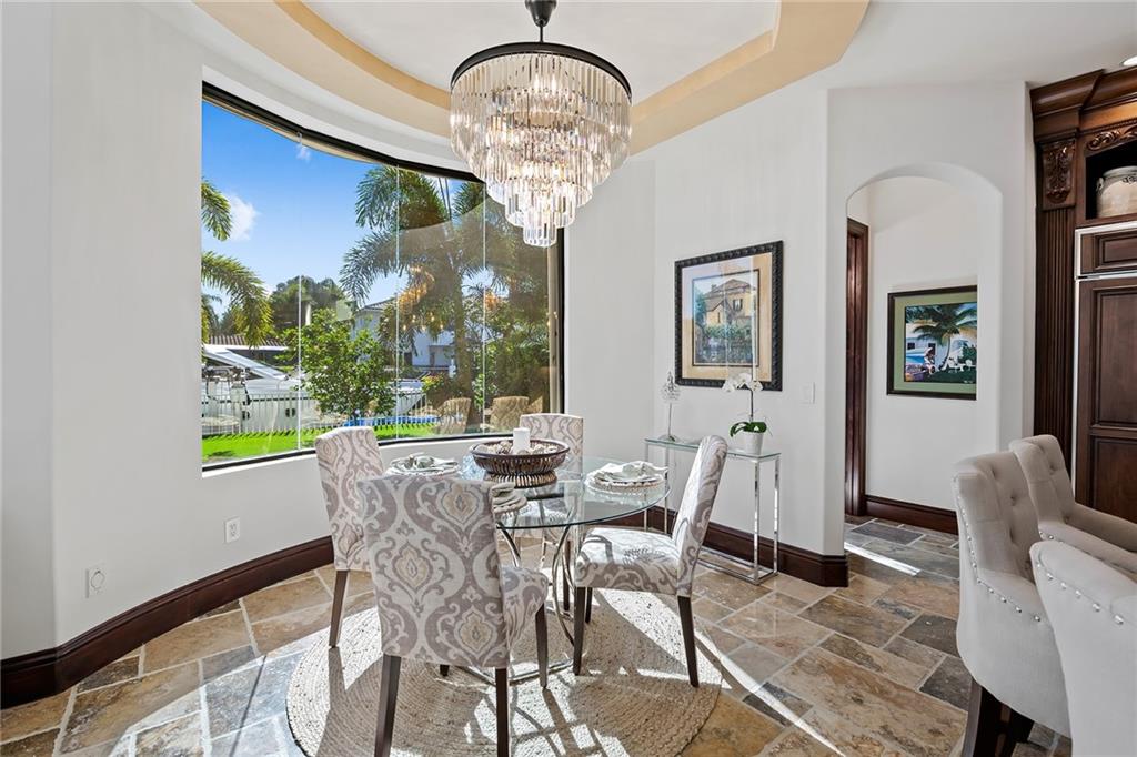 CORAL KEY VILLAS 3RD SEC - Residential