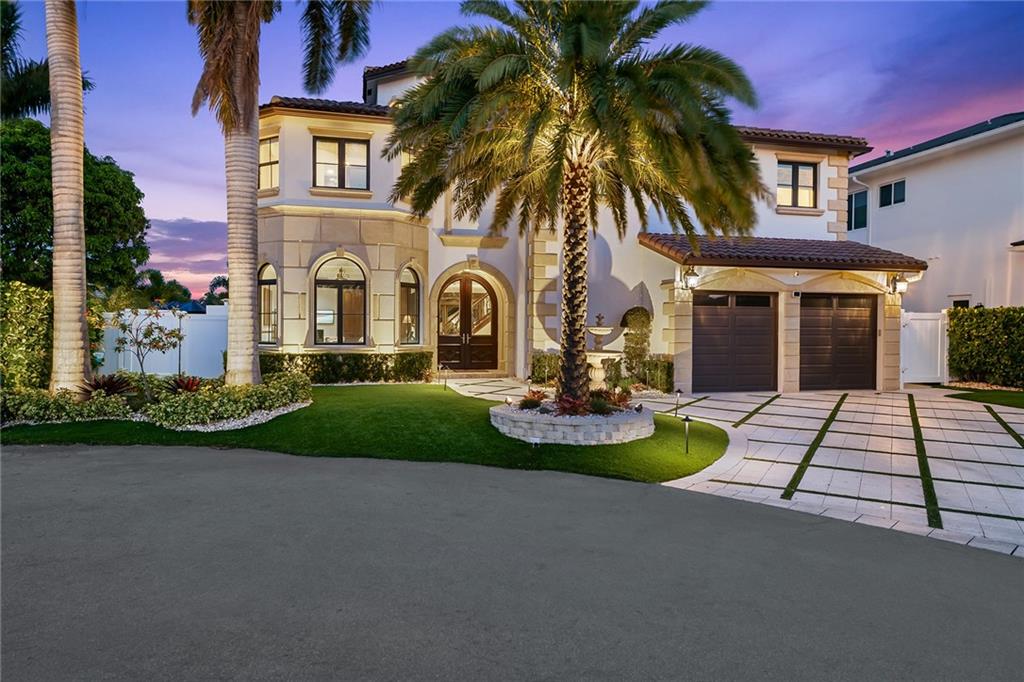 CORAL KEY VILLAS 3RD SEC - Residential