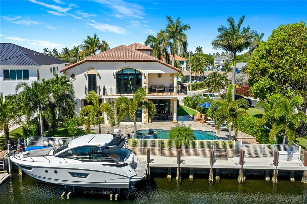 CORAL KEY VILLAS 3RD SEC - Residential