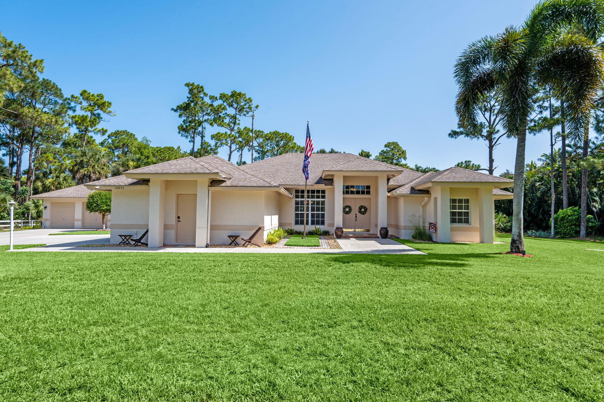 16835 69th Street N