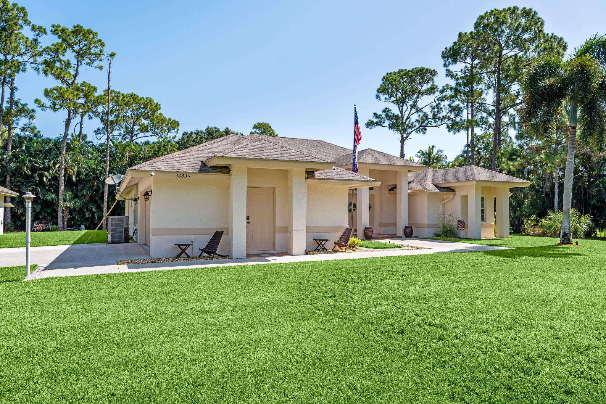 16835 69th Street N