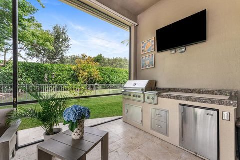 Tiny photo for 9505 Kalmar Circle W, Parkland, FL 33076 (MLS # B26039698)
