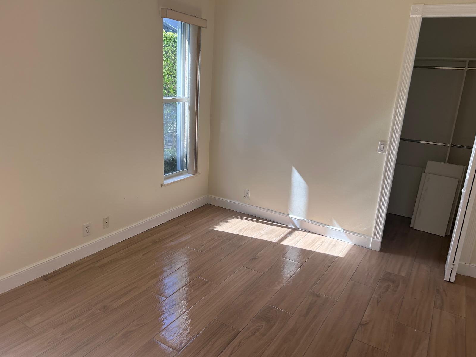 IBIS GOLF AND COUNTRY CLUB 9 - Residential Lease