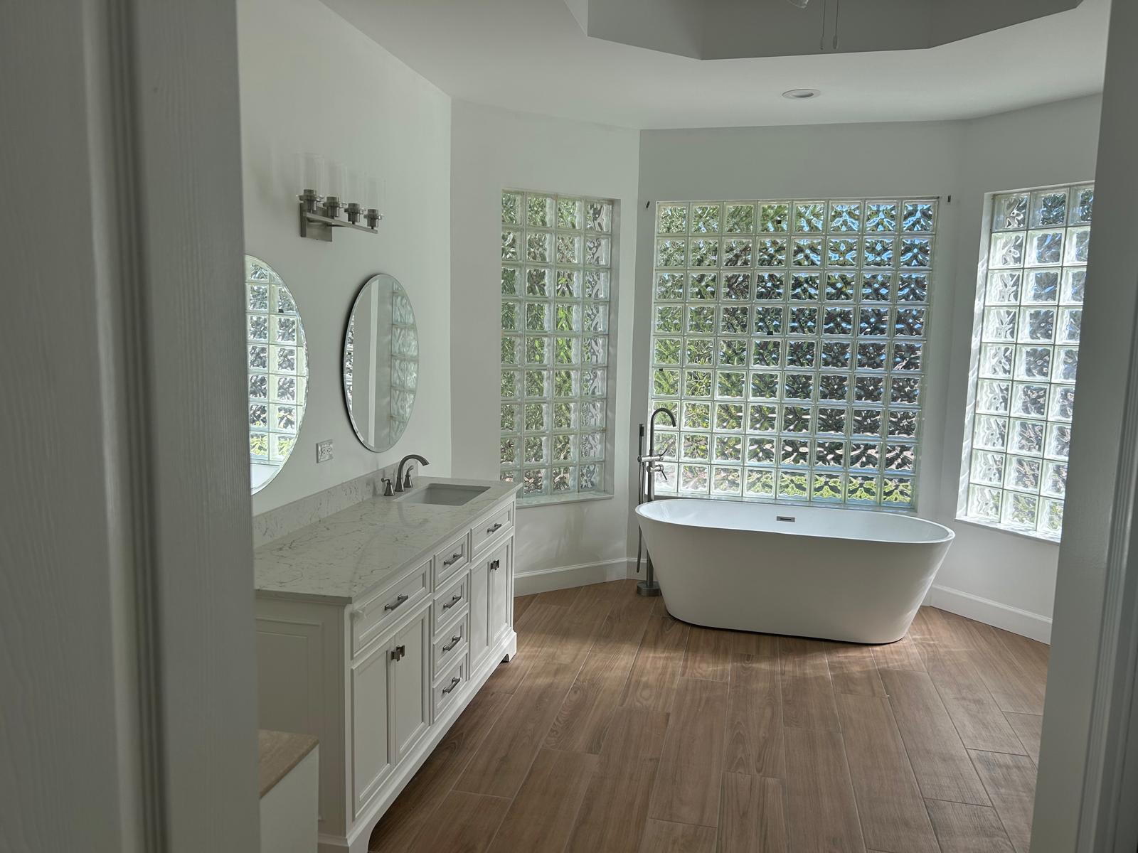 IBIS GOLF AND COUNTRY CLUB 9 - Residential Lease