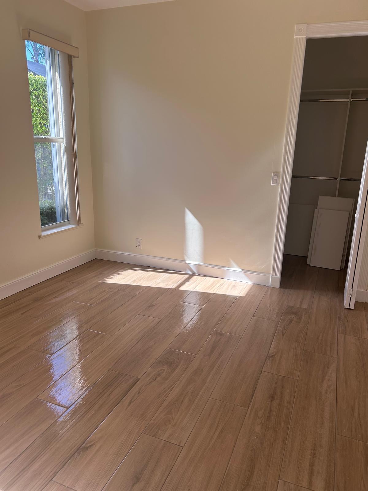 IBIS GOLF AND COUNTRY CLUB 9 - Residential Lease