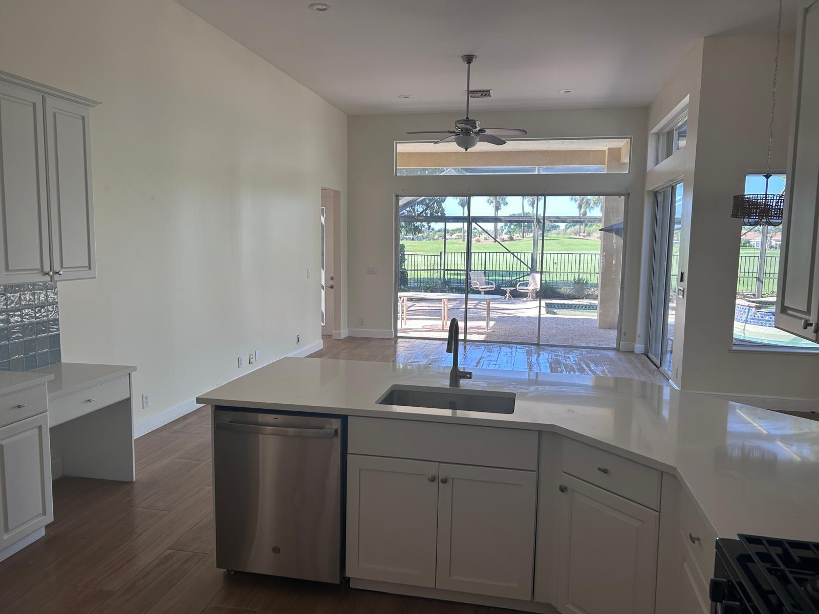 IBIS GOLF AND COUNTRY CLUB 9 - Residential Lease