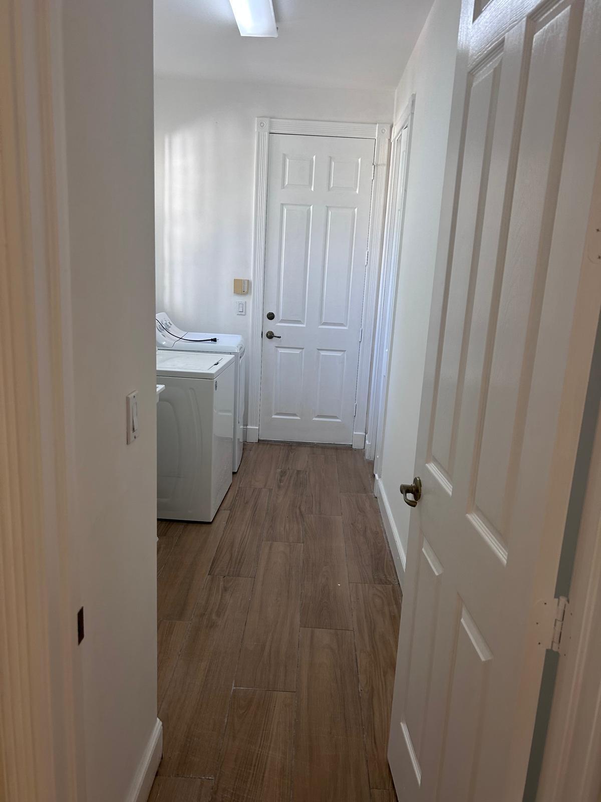 IBIS GOLF AND COUNTRY CLUB 9 - Residential Lease