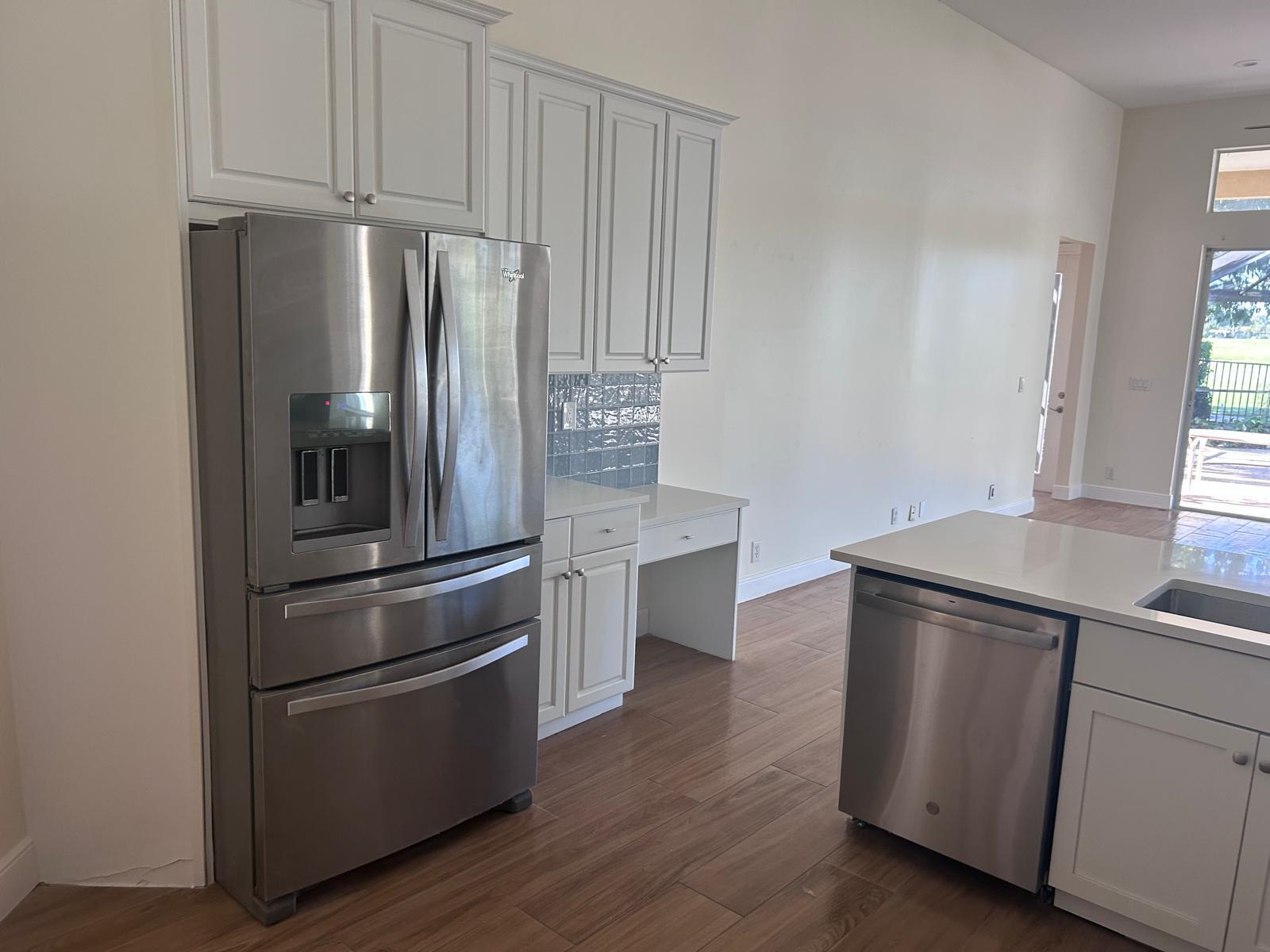 IBIS GOLF AND COUNTRY CLUB 9 - Residential Lease