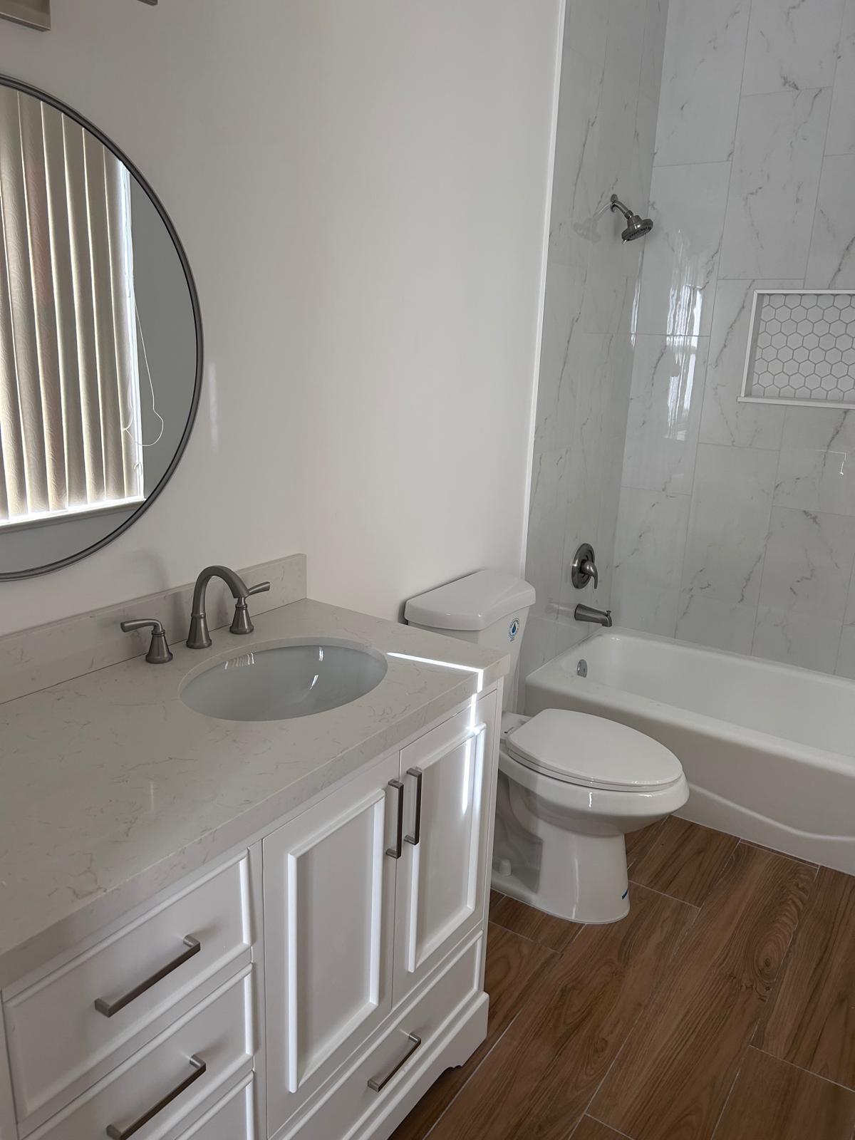 IBIS GOLF AND COUNTRY CLUB 9 - Residential Lease