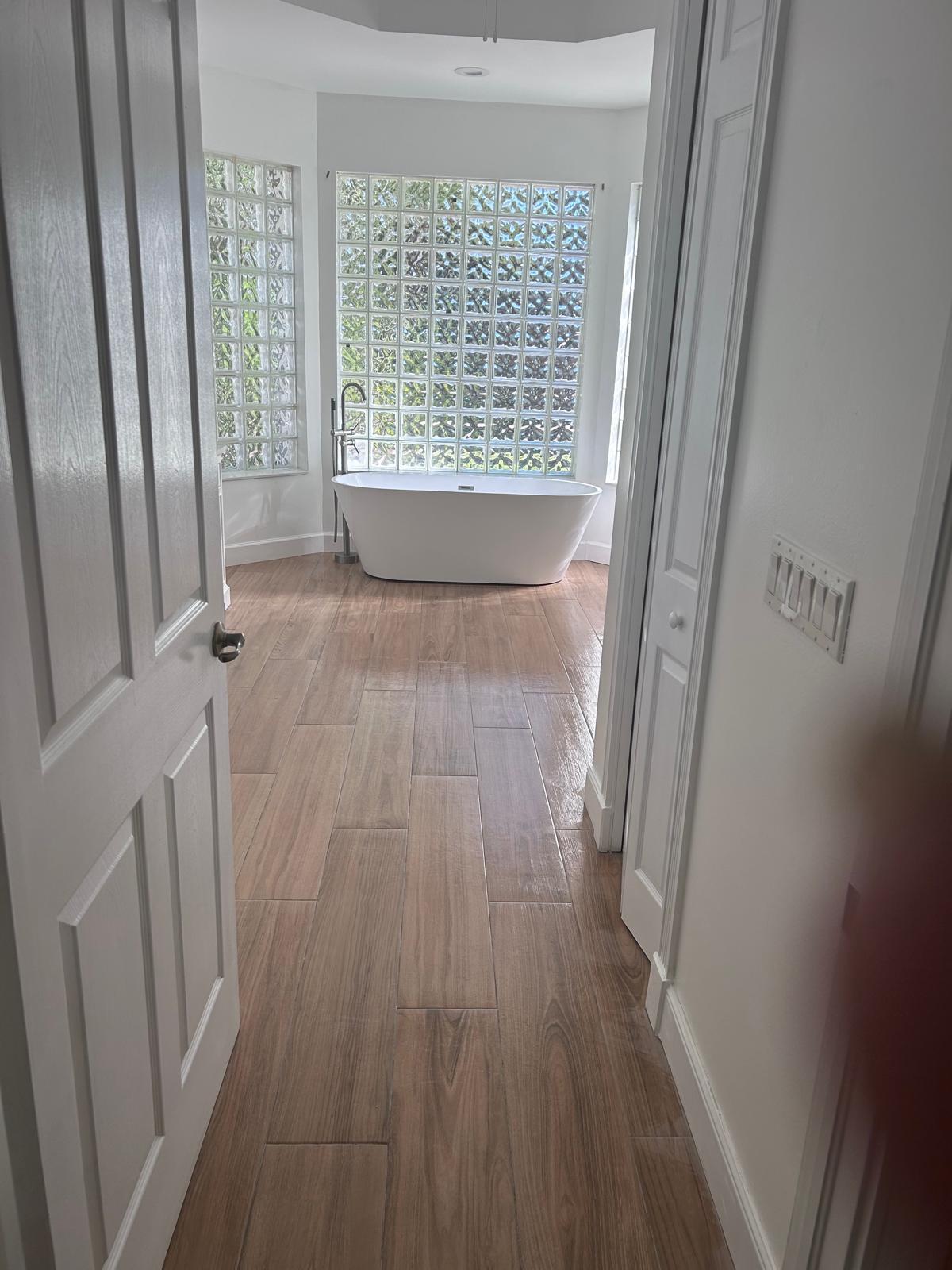 IBIS GOLF AND COUNTRY CLUB 9 - Residential Lease