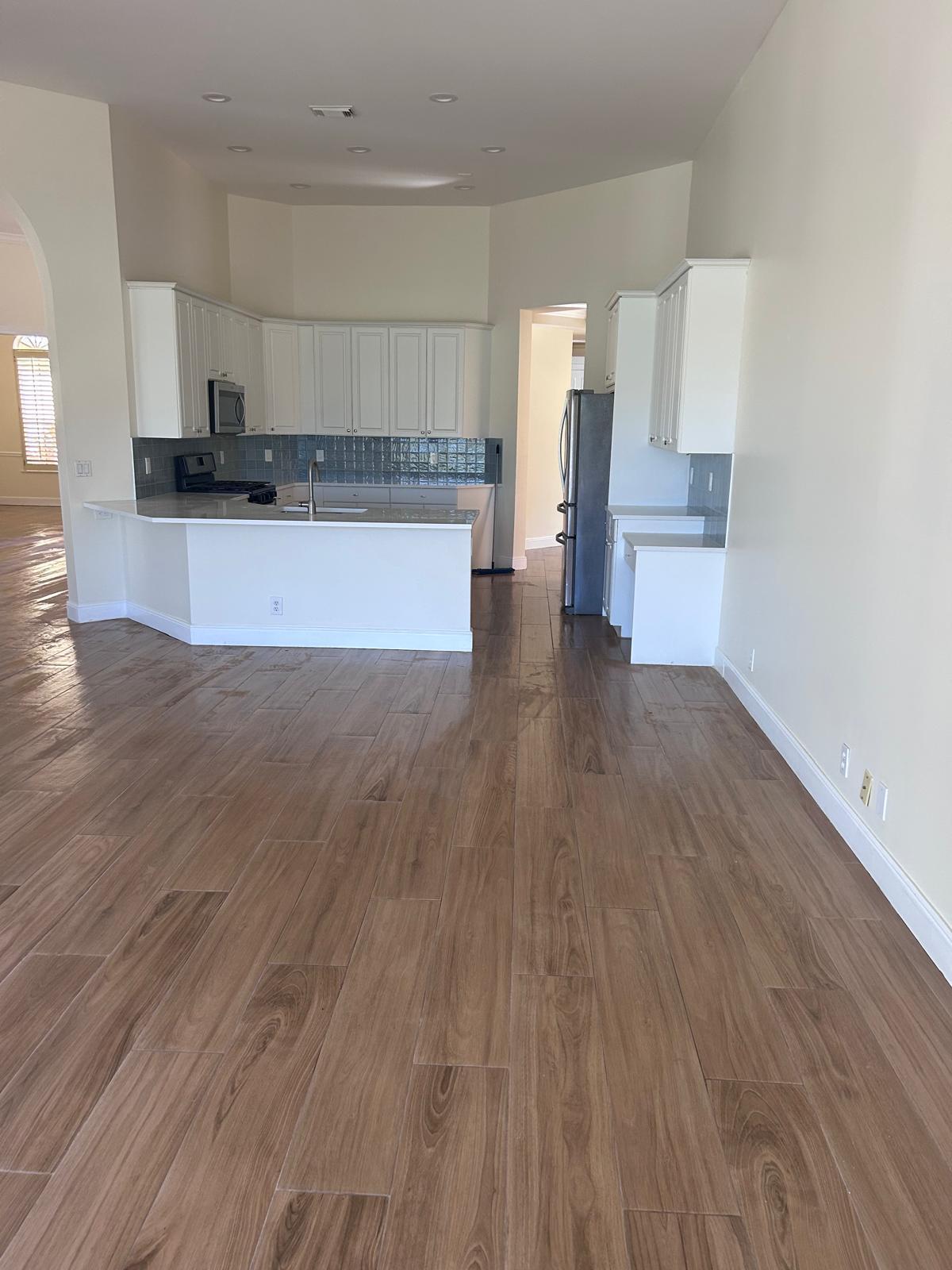 IBIS GOLF AND COUNTRY CLUB 9 - Residential Lease