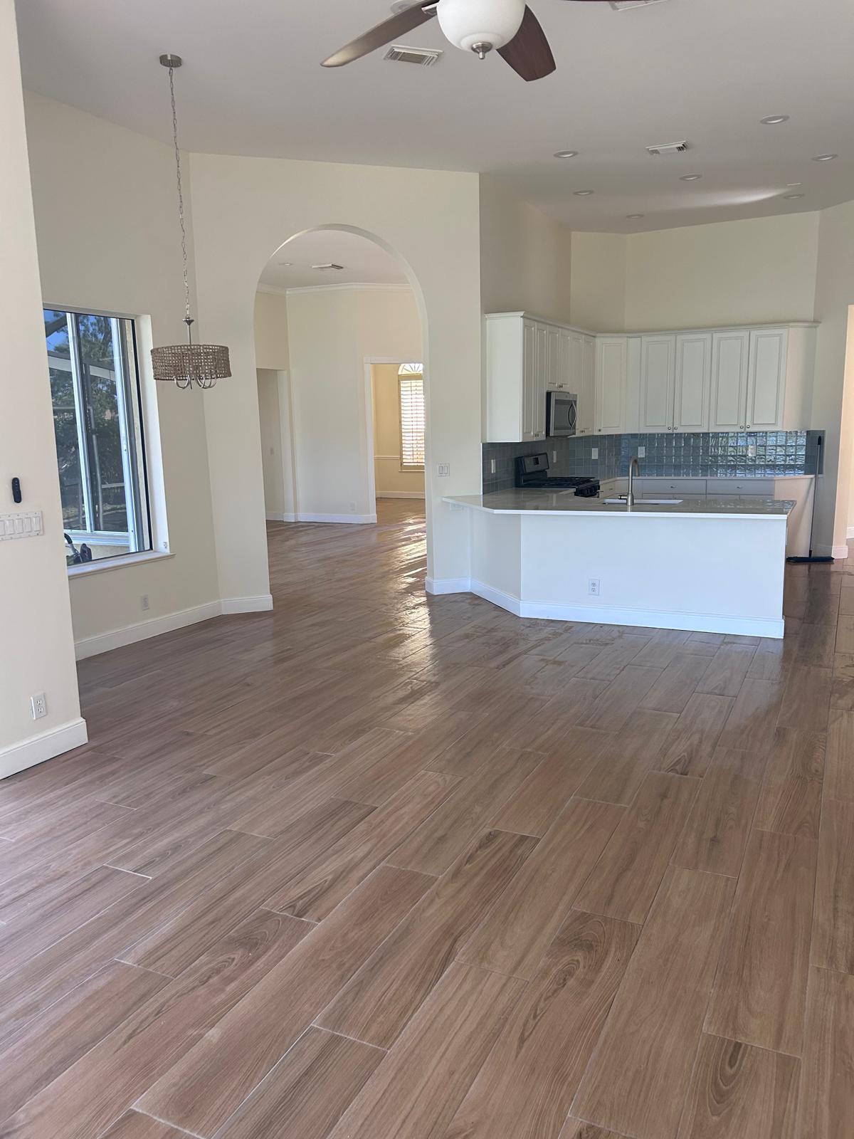 IBIS GOLF AND COUNTRY CLUB 9 - Residential Lease