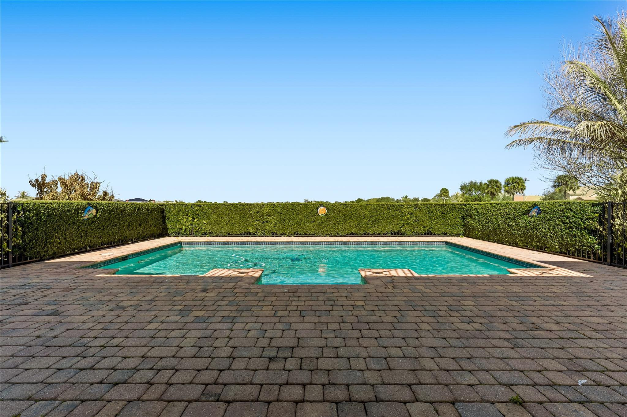 The Polo Grounds At Point - Residential