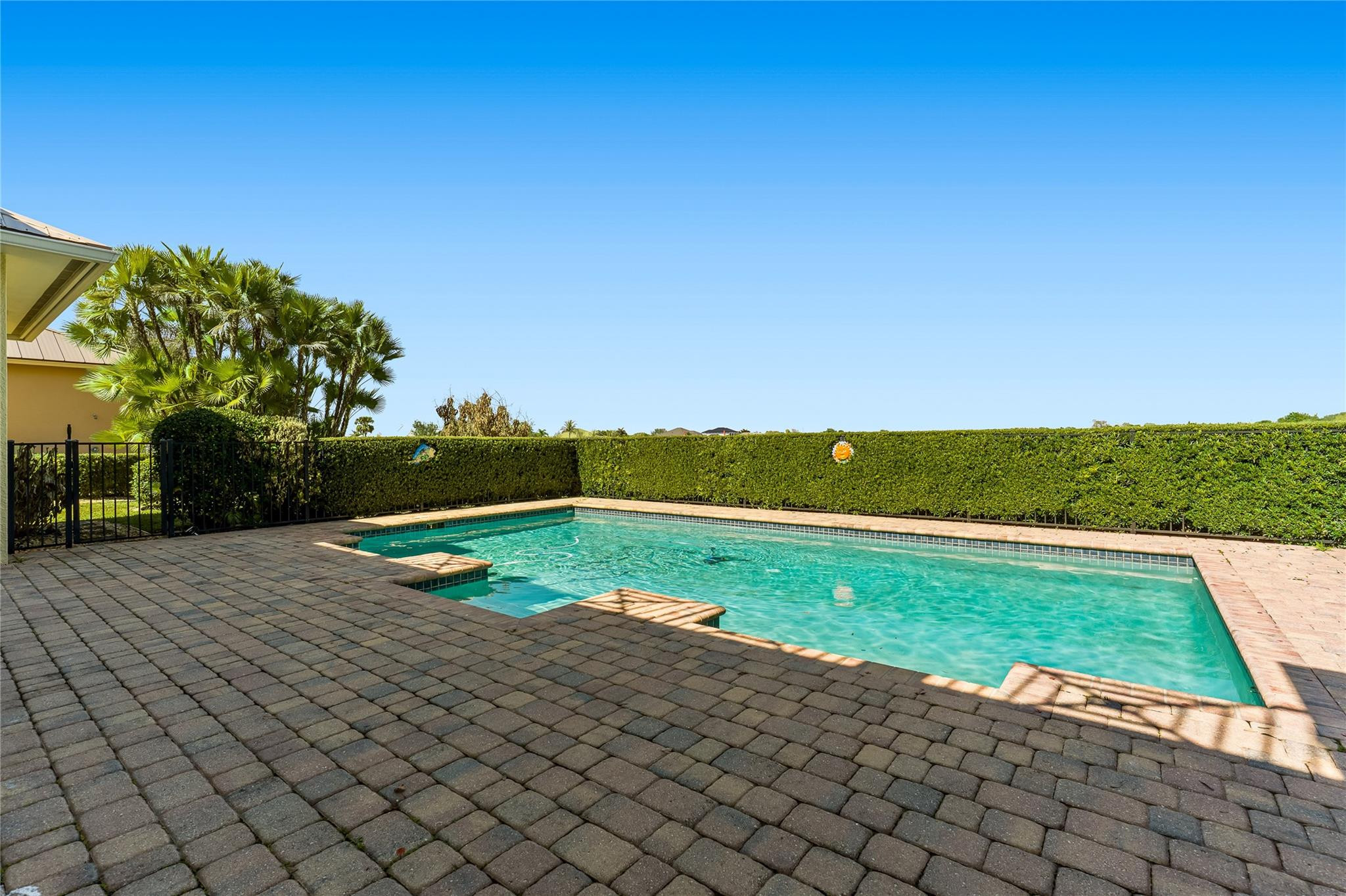 The Polo Grounds At Point - Residential