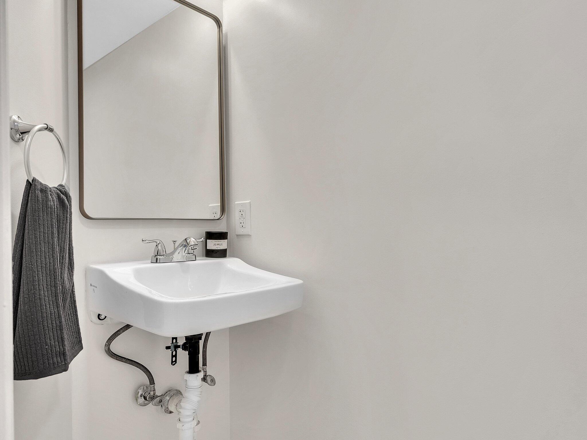 WIMBLEDON VILLAS OF VIA V - Residential