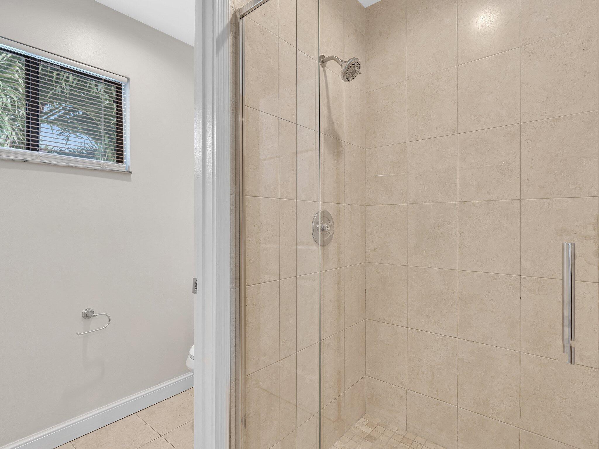 WIMBLEDON VILLAS OF VIA V - Residential