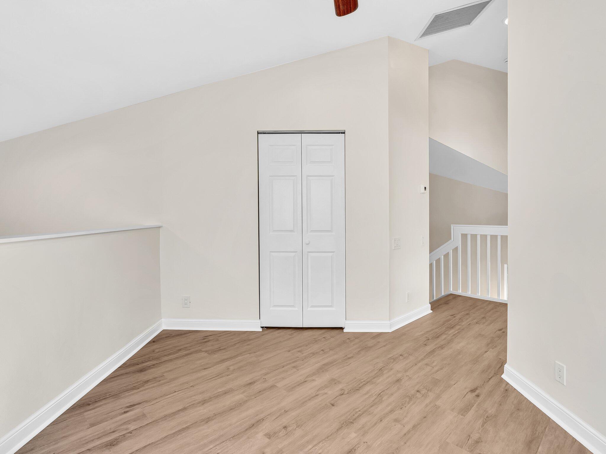 WIMBLEDON VILLAS OF VIA V - Residential