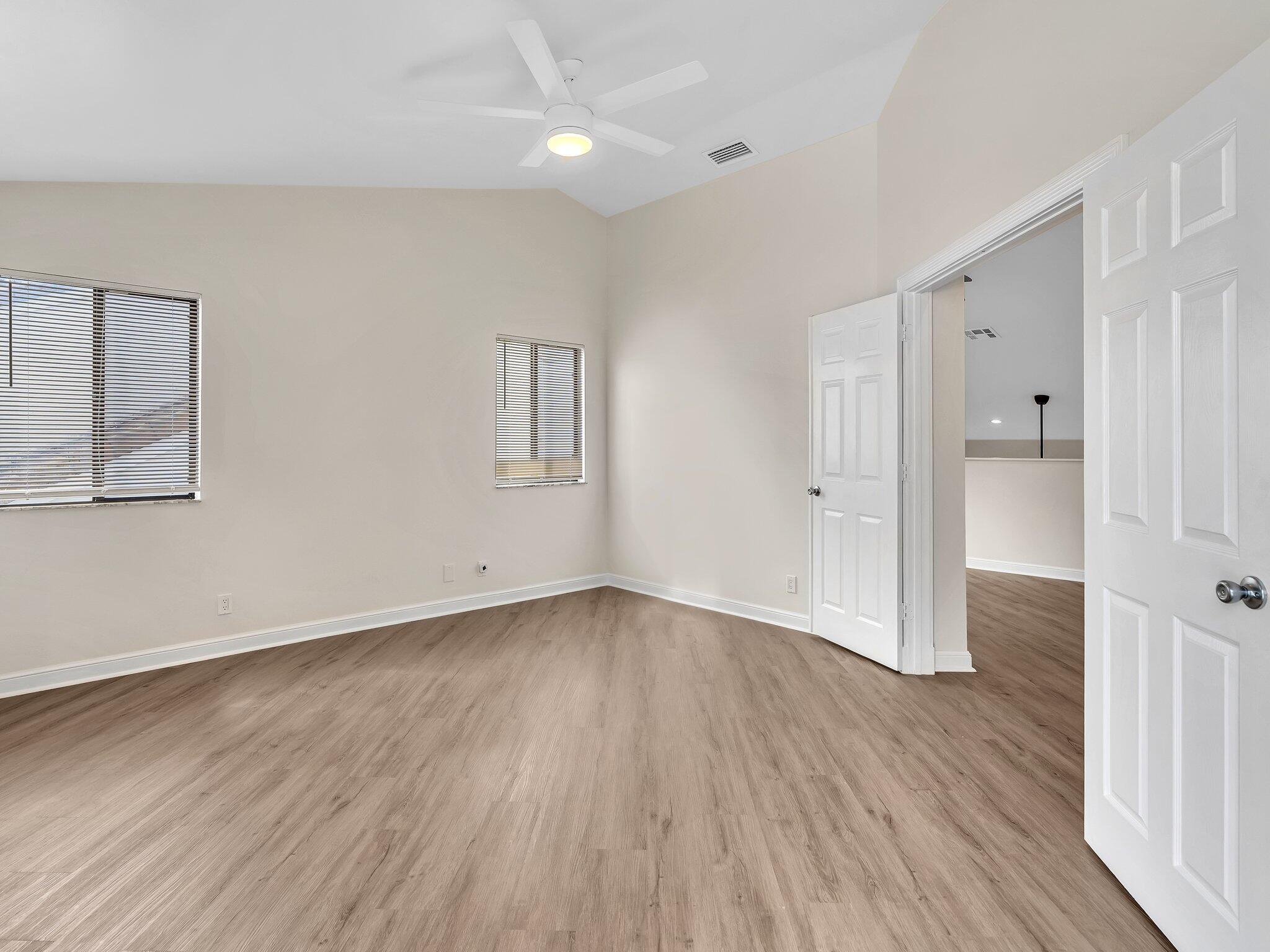 WIMBLEDON VILLAS OF VIA V - Residential