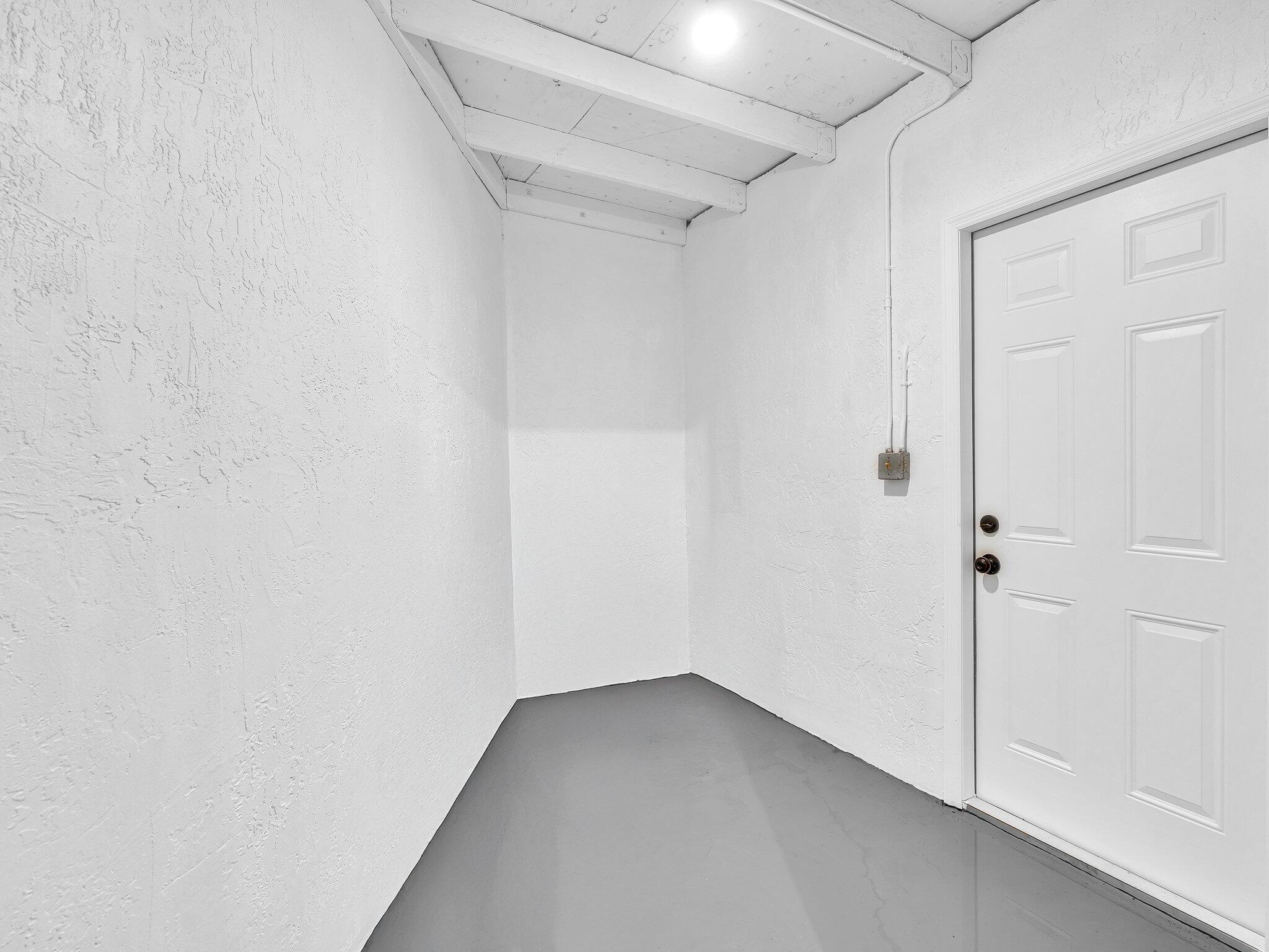 WIMBLEDON VILLAS OF VIA V - Residential