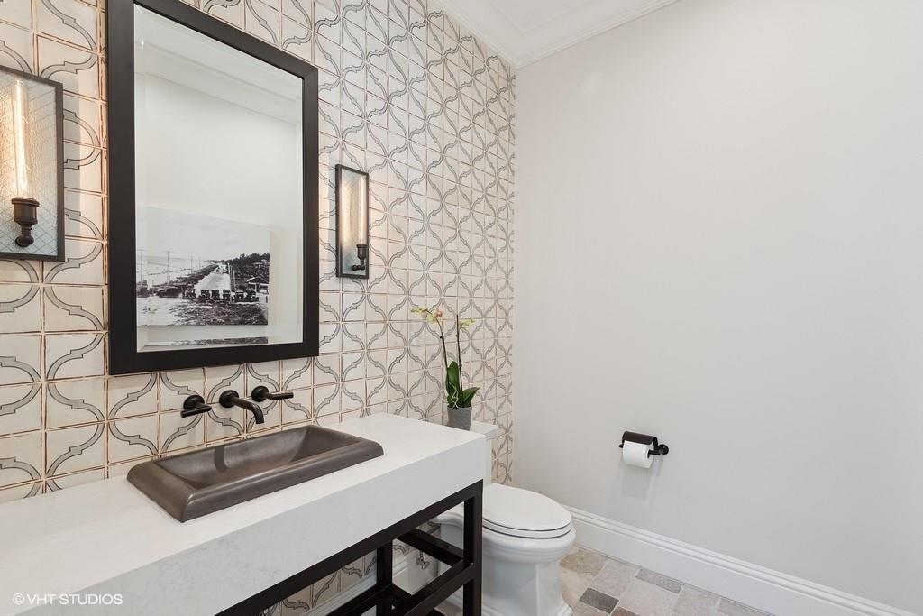 GOULD ISLAND - Residential