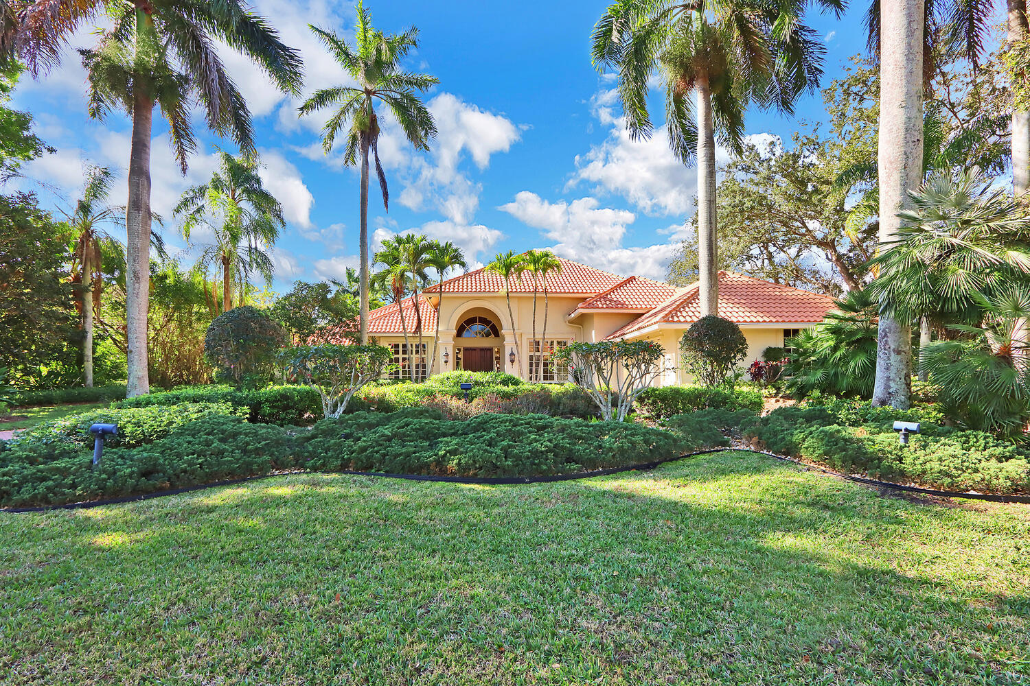 FRENCHMANS CREEK - Residential
