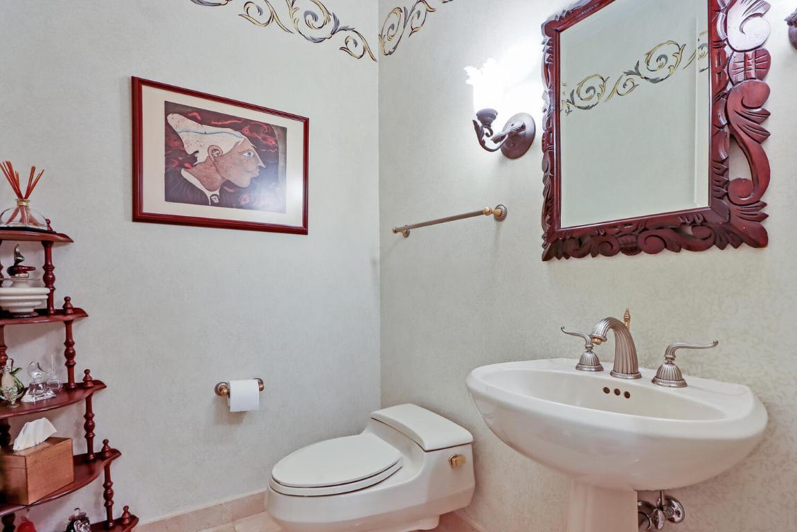 FRENCHMANS CREEK - Residential