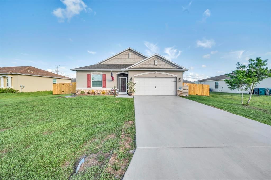 Photo of 582 SW Millard Drive, Port Saint Lucie, FL 34953 (MLS # R10821095)