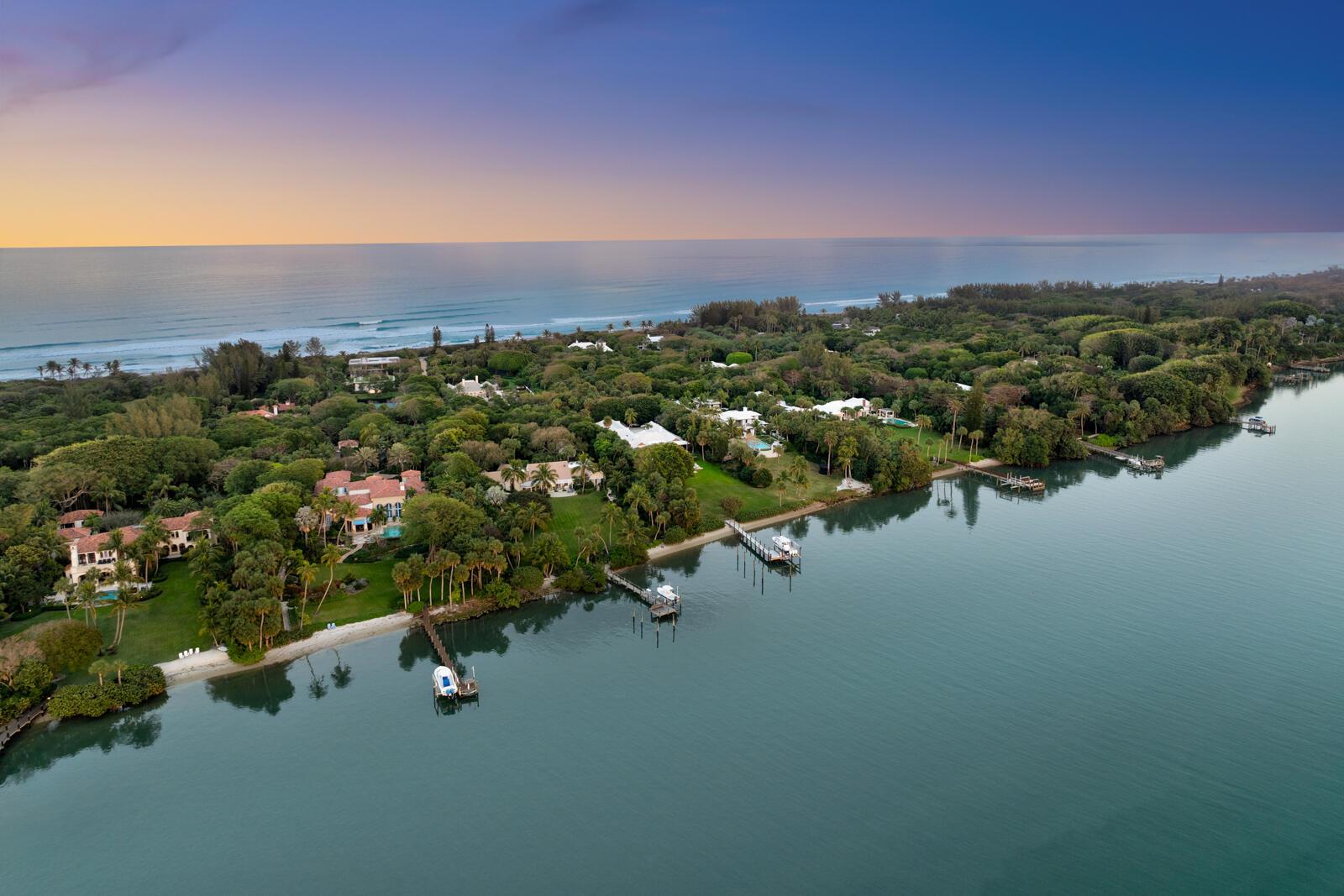 JUPITER ISLAND - Residential