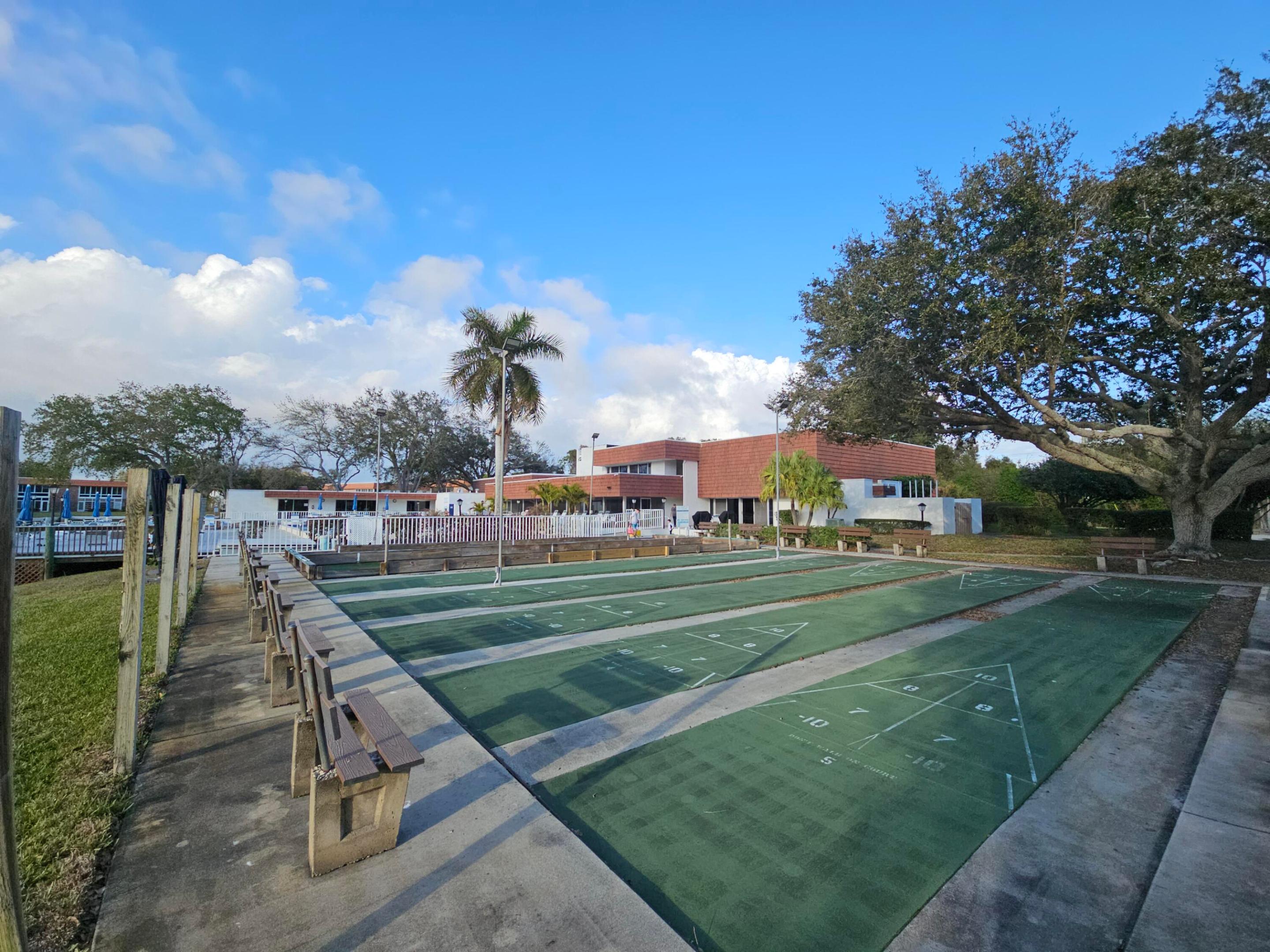 VISTA DEL LAGO CONDO - Residential