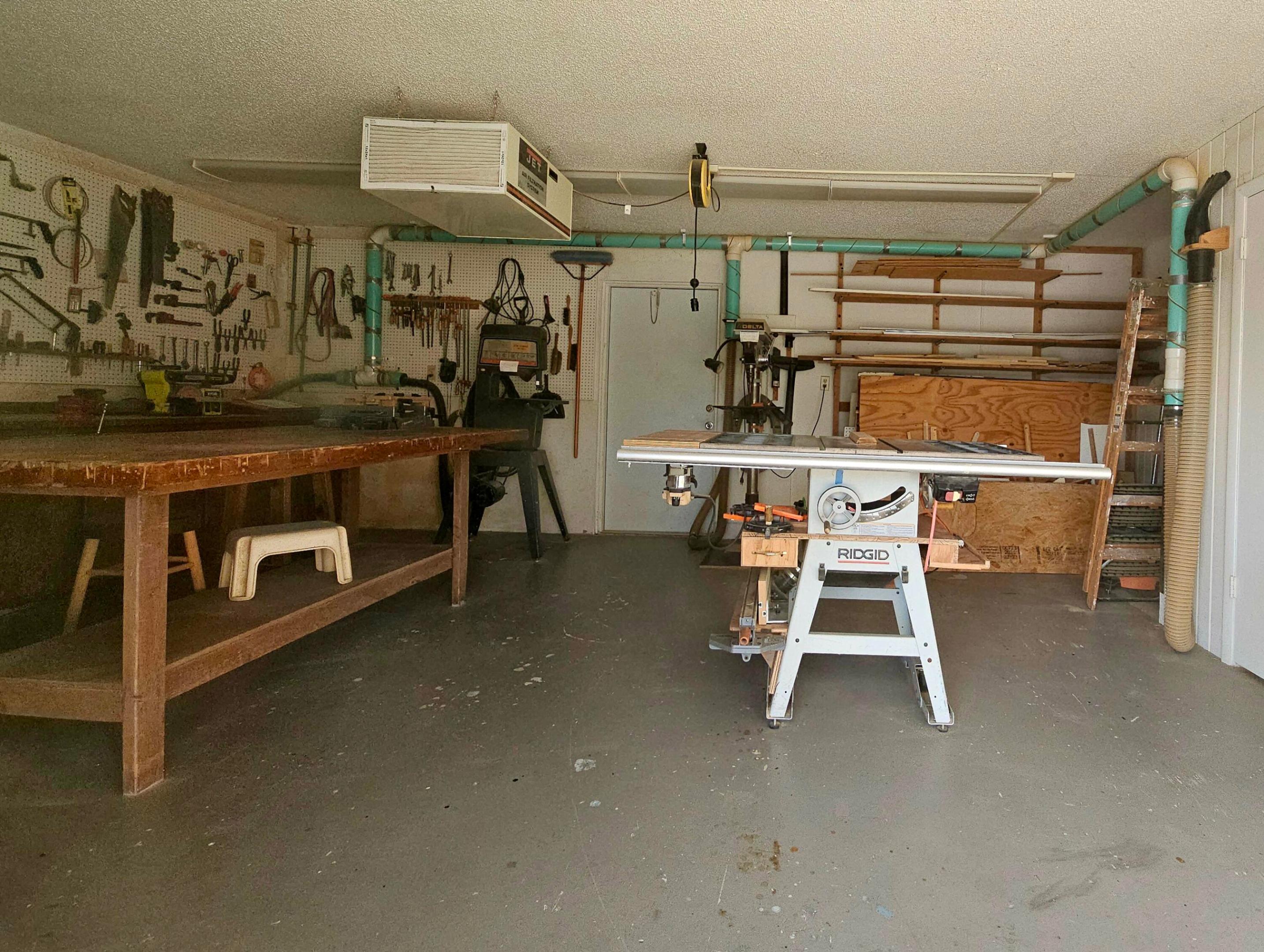 VISTA DEL LAGO CONDO - Residential