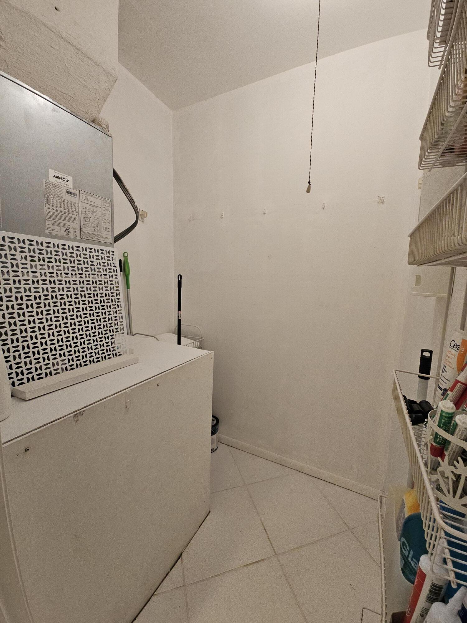 VISTA DEL LAGO CONDO - Residential