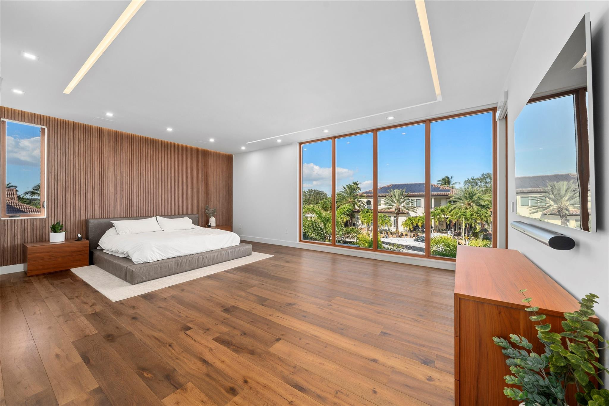 CORAL KEY VILLAS 2ND SEC - Residential