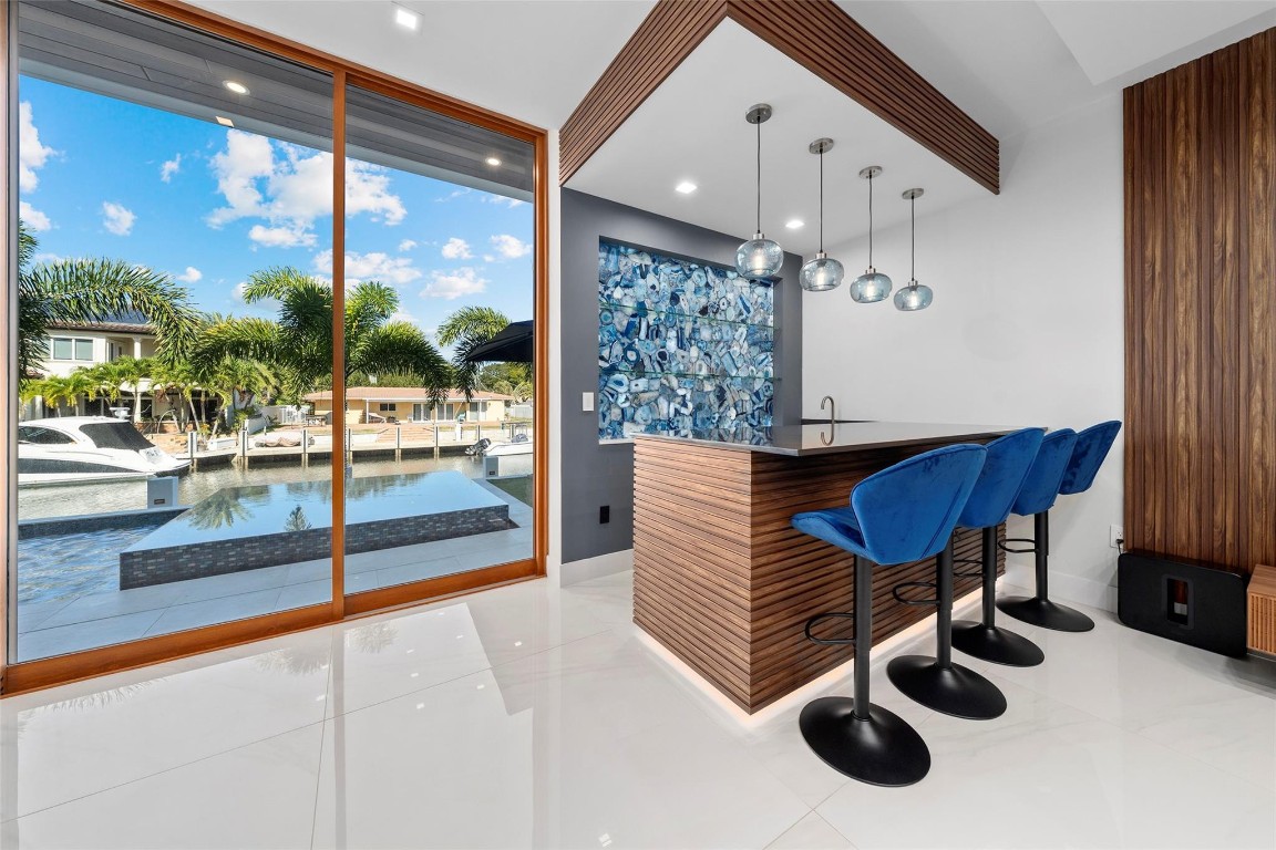 CORAL KEY VILLAS 2ND SEC - Residential