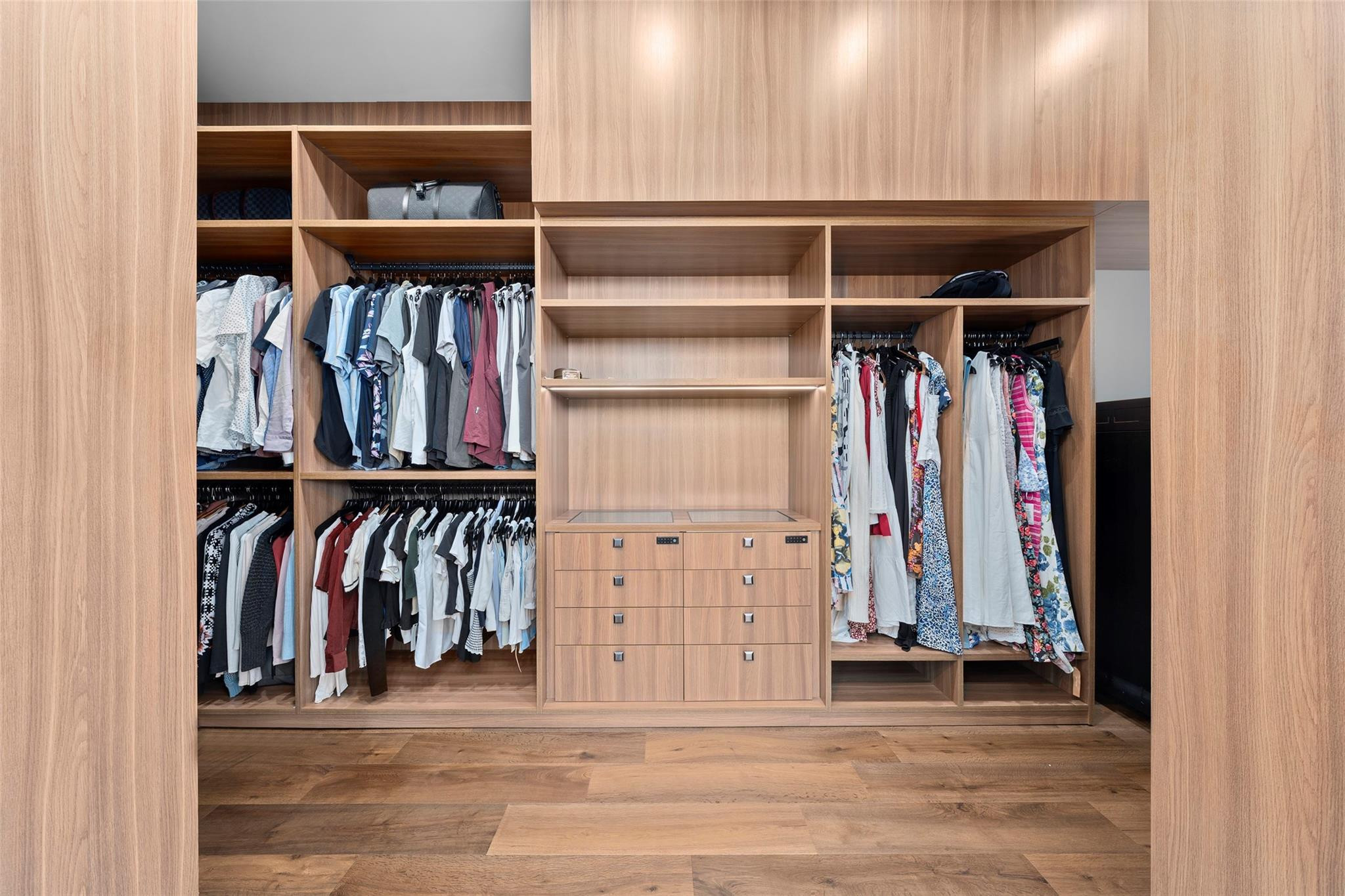 CORAL KEY VILLAS 2ND SEC - Residential