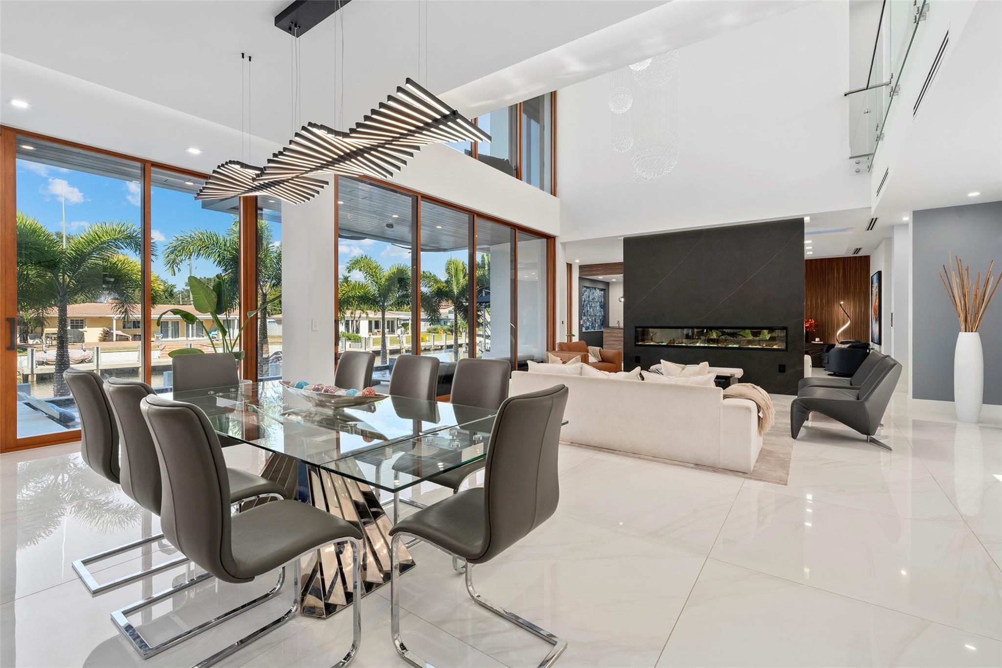 CORAL KEY VILLAS 2ND SEC - Residential