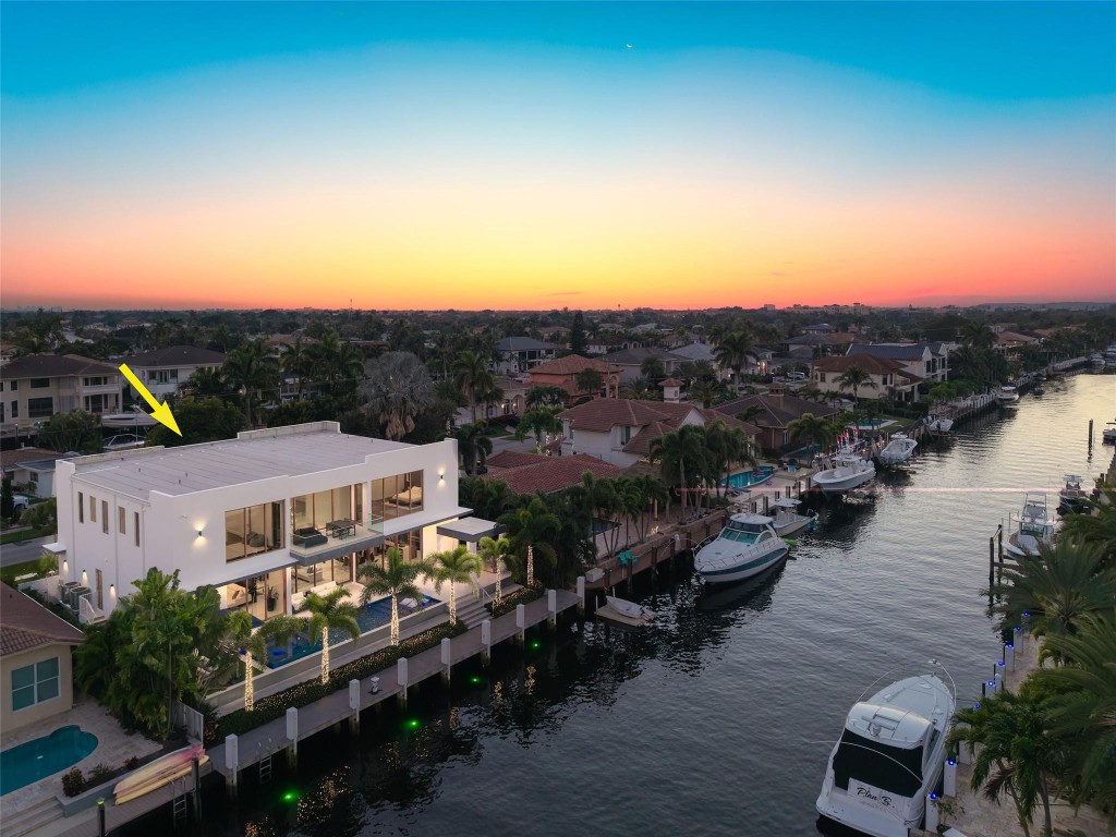 CORAL KEY VILLAS 2ND SEC - Residential